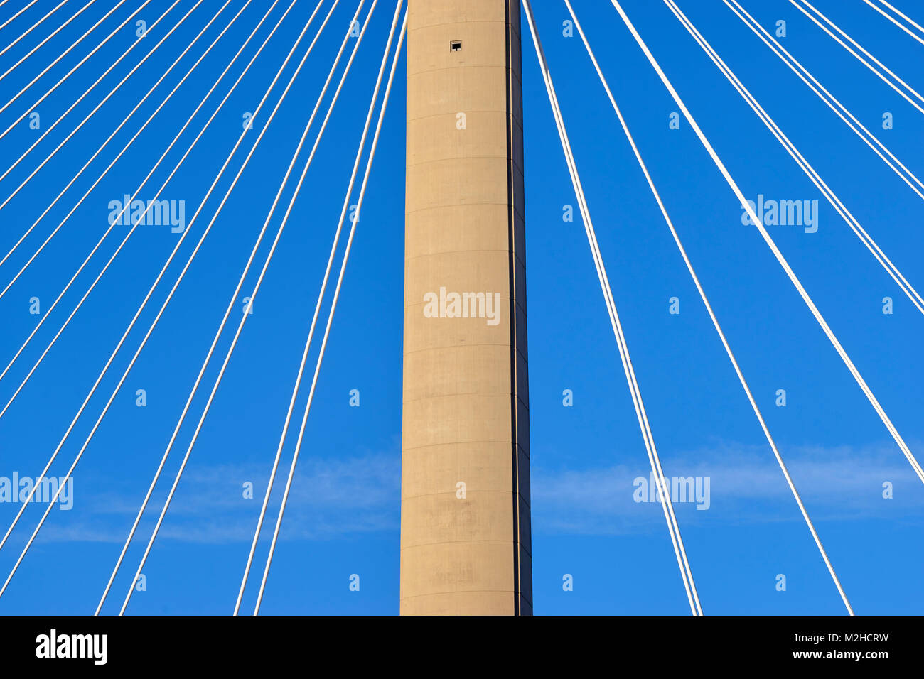 Queensferry Crossing Bridge, North Tower und Tragseile. Schottland Stockfoto