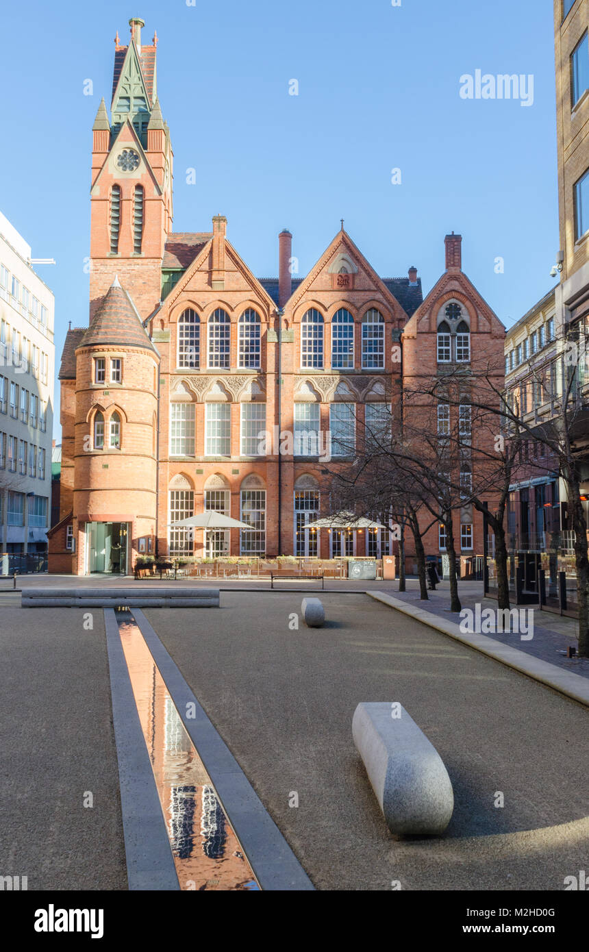 Ikon Gallery, die zeitgenössische Kunst ein neo-gotischen Gebäude in Oozells Square Brindley Place im Zentrum von Birmingham, UK Veranstaltungsort Stockfoto