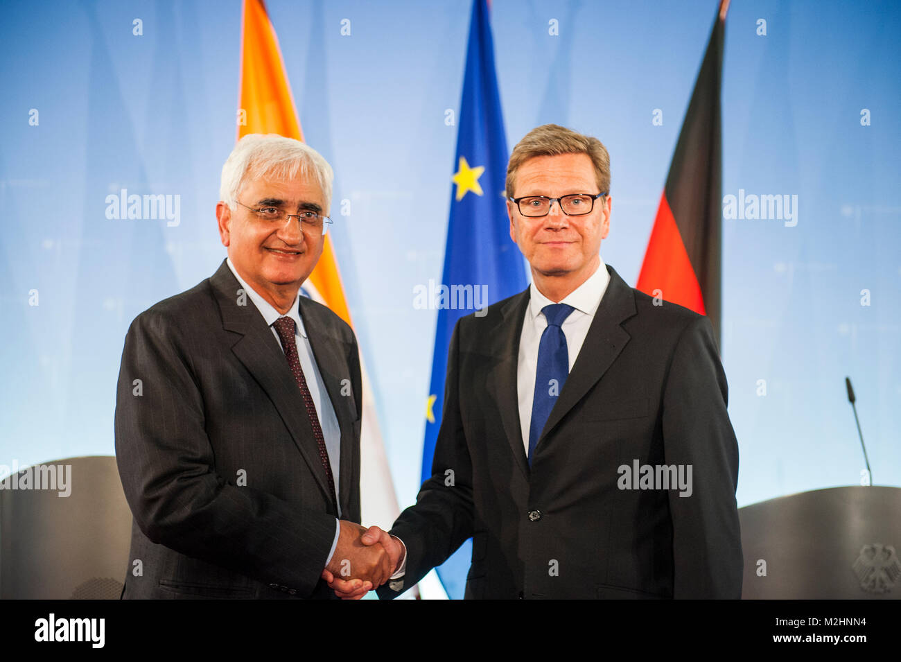 Bilaterale Treffen zwischen der deutsche Außenminister Guido Westerwelle und seinem indischen Pendant Salman Khurshid. Stockfoto