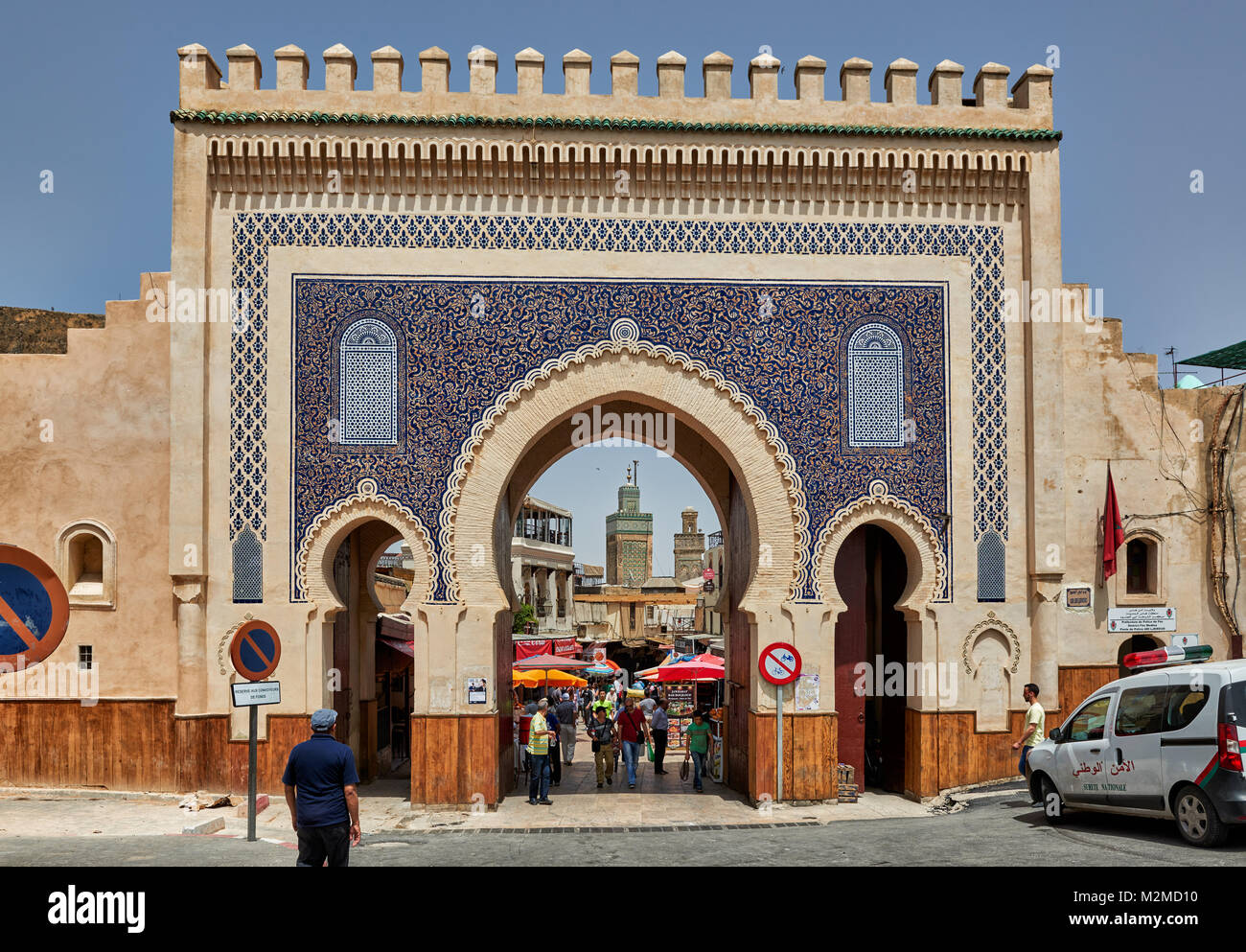 Stadttor Bab Boujloud oder Bab Bou Jeloud von Fes, Marokko, Afrika Stockfoto