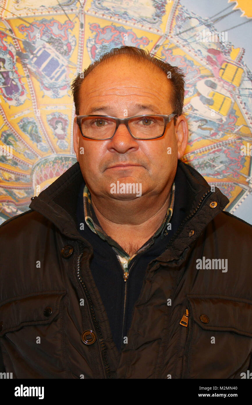 Dieter Vespermann Mandeln (verkauft), DOM, Hamburg, 04.11.2015 Pressekonferenz Stockfoto