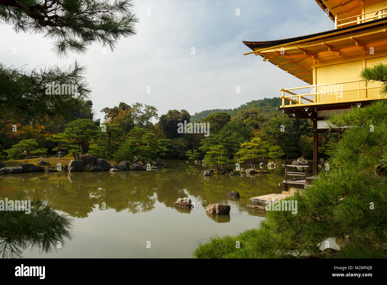 Der Goldene Pavillon Kinkaku-ji-Tempel in Kyoto, Japan Stockfoto