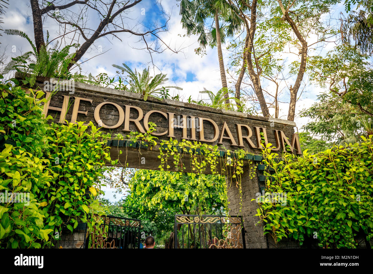 Manila, Philippinen - Feb 4, 2018: Sighboard der orchidarium in Rizal Park, Manila City Stockfoto