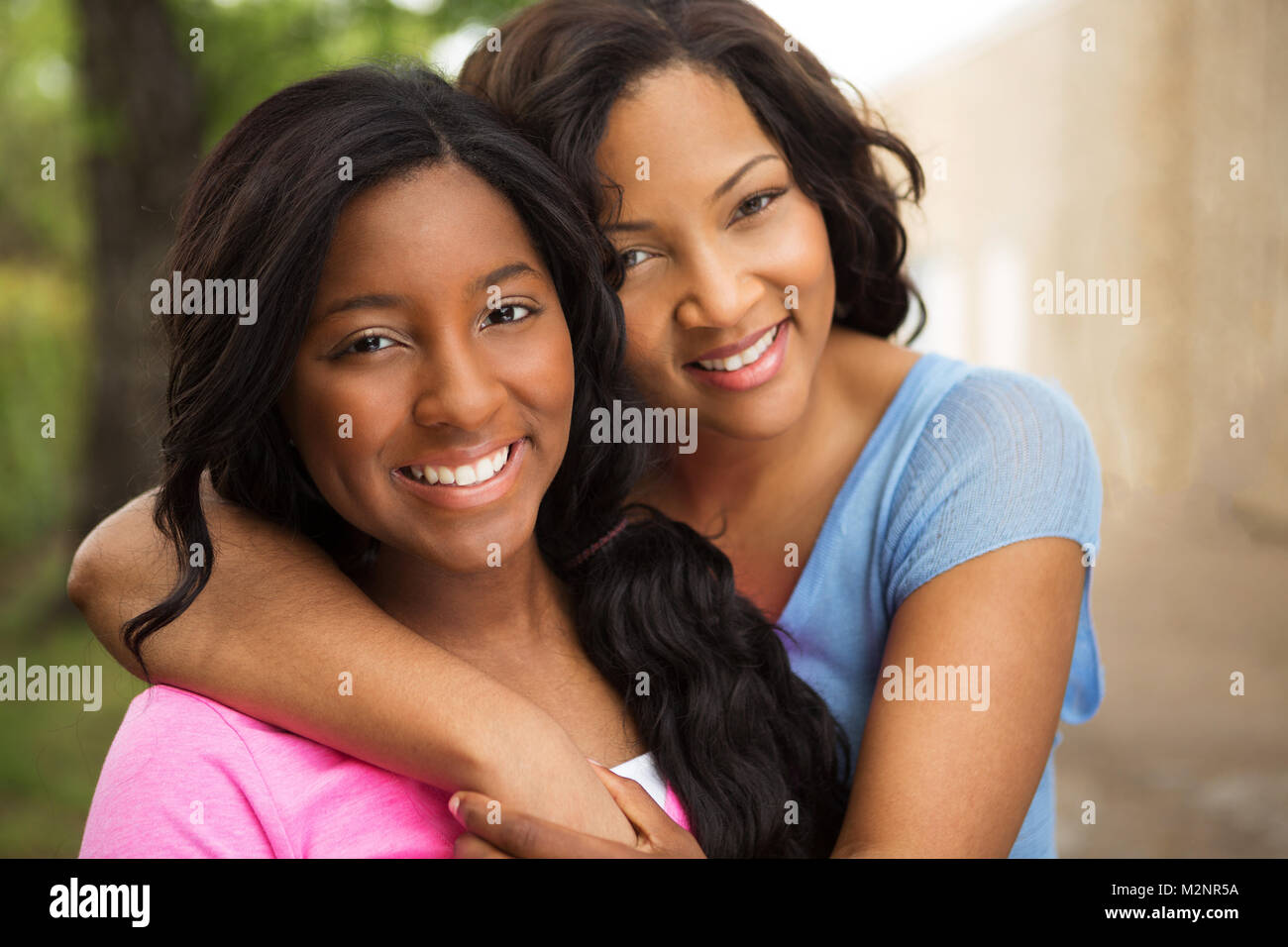 African American Mutter und ihre Tochter. Stockfoto