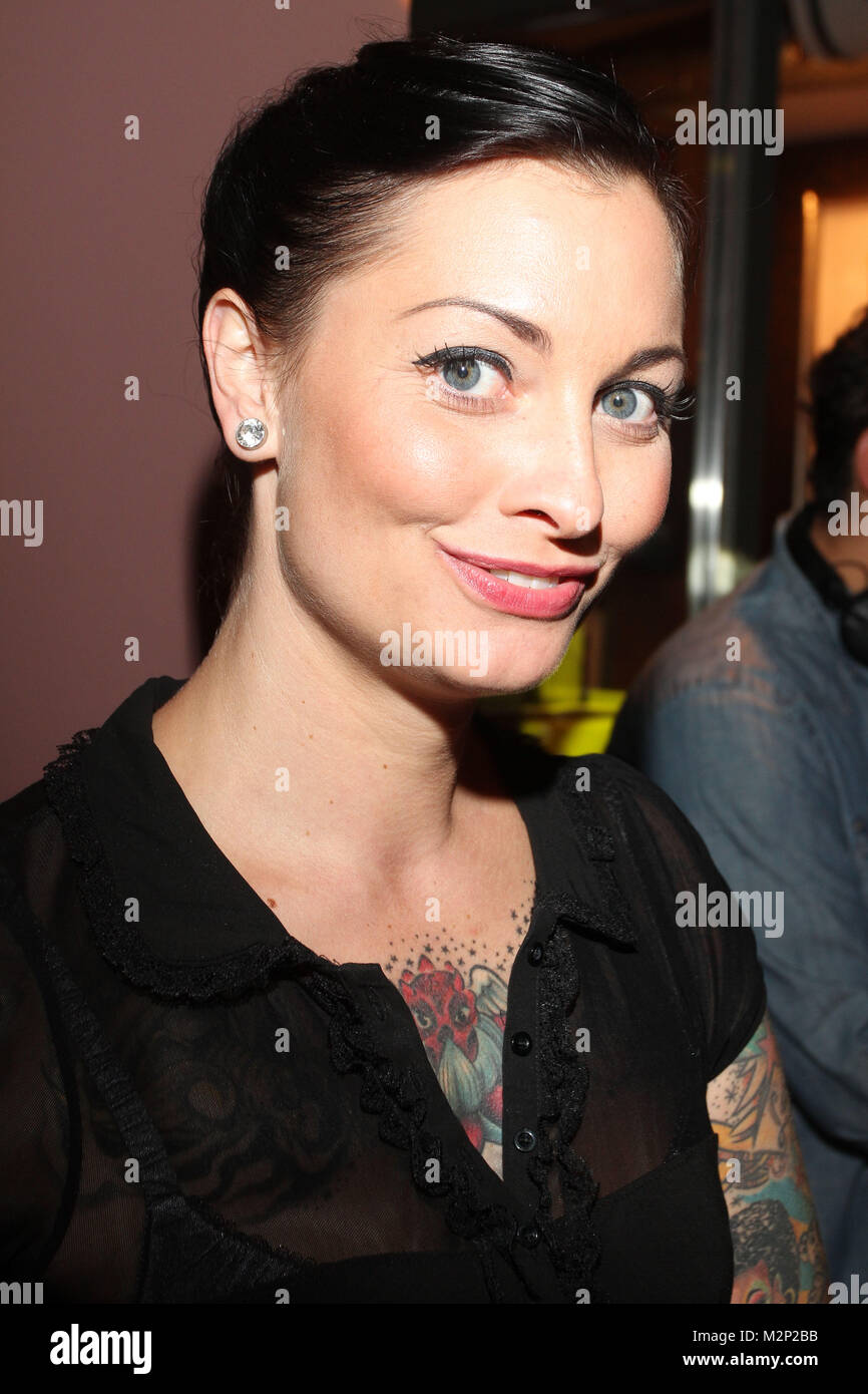 Lina van de mars Fotos und