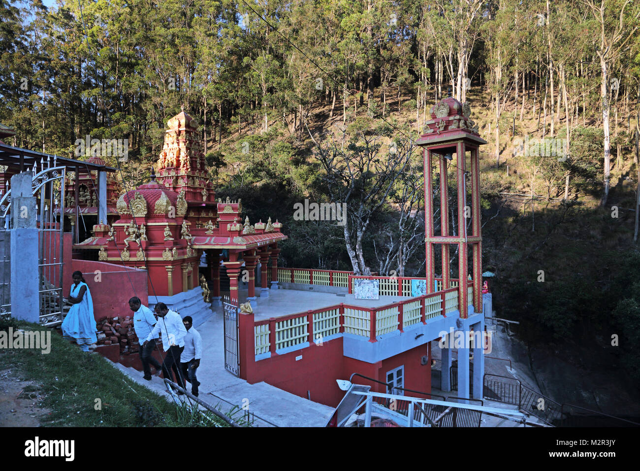 Sita Amman Tempel Seetha Eliya zentrale Provinz Sri Lanka sagte, daß der Punkt zu sein, wo Ravana gehaltenen Sita Gefangen Im Ramayana Anbeter Verlassen der T Stockfoto