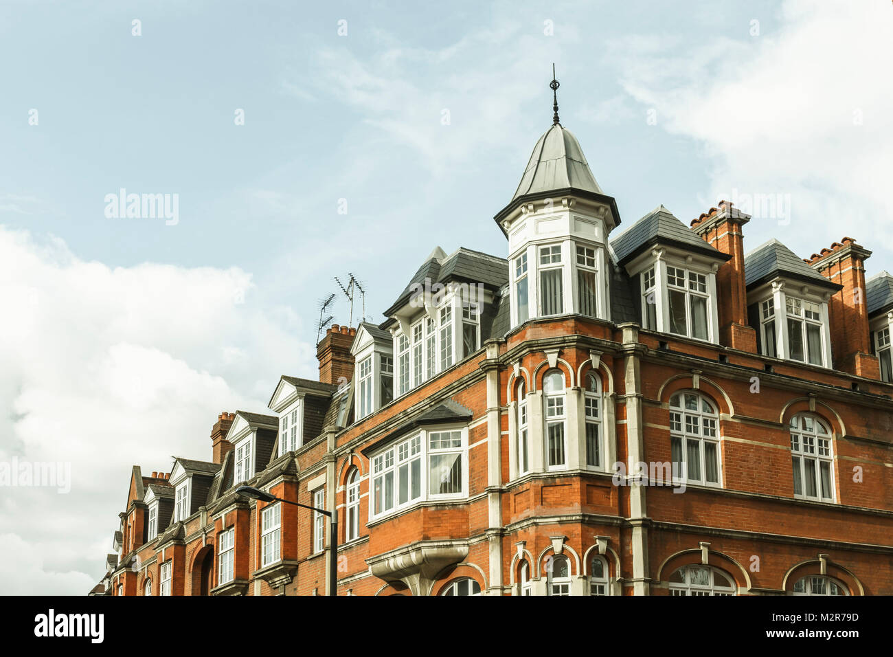 Bucht und Konstruktionen einer Londoner Stadthaus Stockfoto
