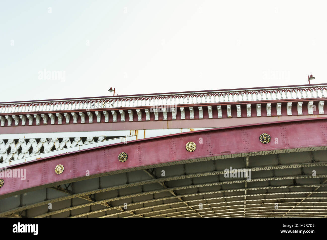 Die Blackfriars Bridge-A Street Bridge über die Themse in London, England, Großbritannien, Stockfoto