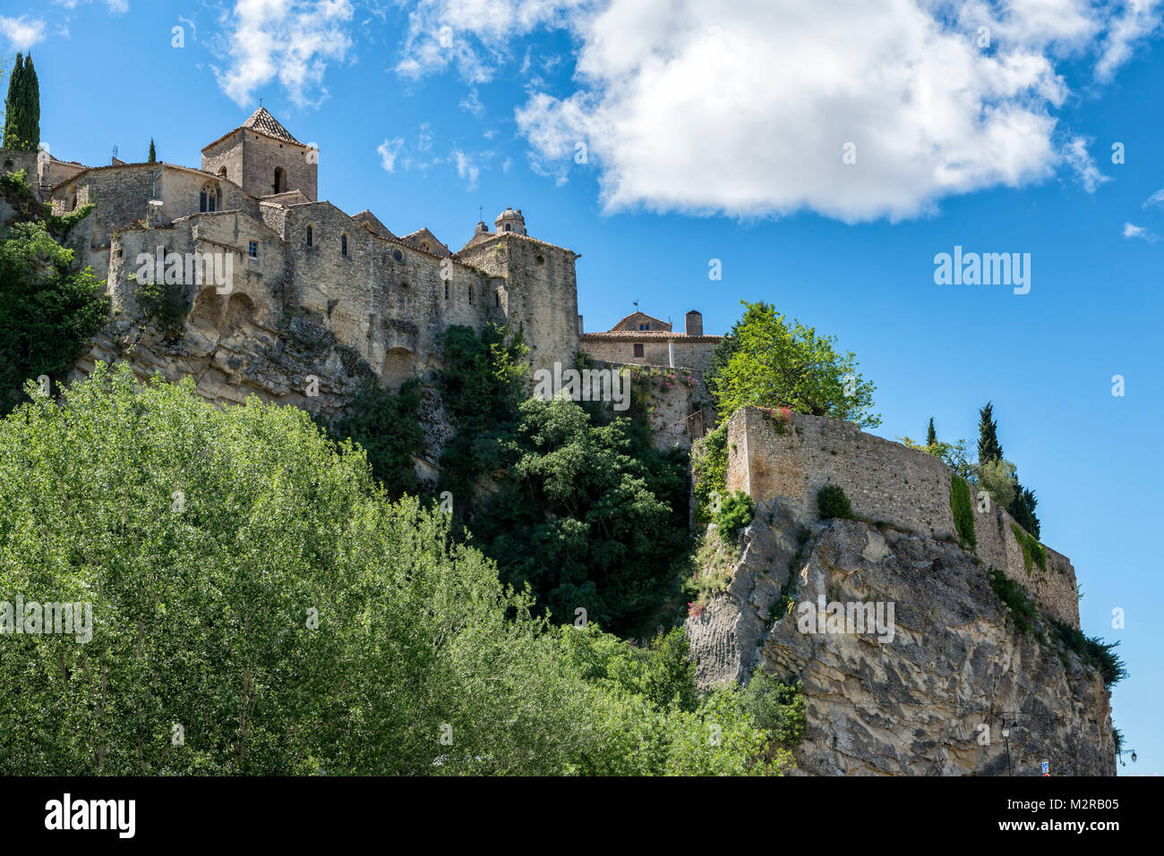 Vaison-la-Romaine, Vaucluse, Provence, Provence-Alpes-Côte d'Azur, Frankreich, Blick auf die Altstadt von Vaison-la-Romaine, Stockfoto