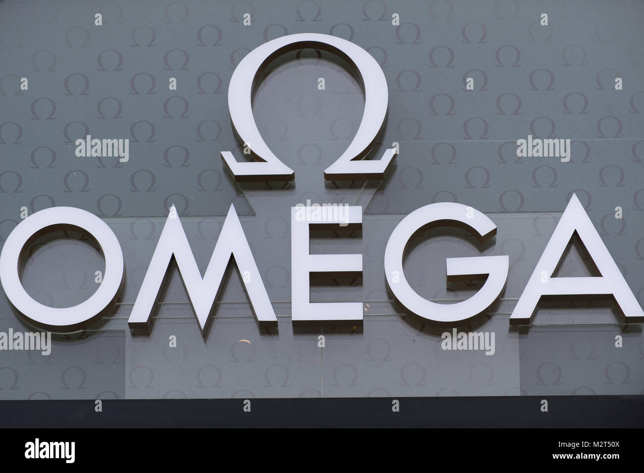 Prag, Tschechische Republik. 8 Feb, 2018. Omega Logo in Prag gesehen. Credit: Omar Marques/SOPA/ZUMA Draht/Alamy leben Nachrichten Stockfoto