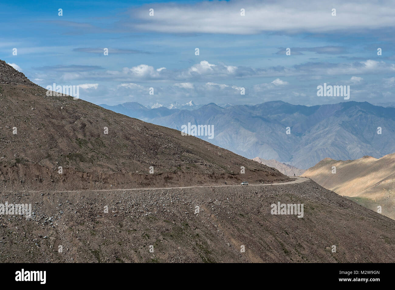 High Mountain Road mehr als 4000 Meter Stockfoto