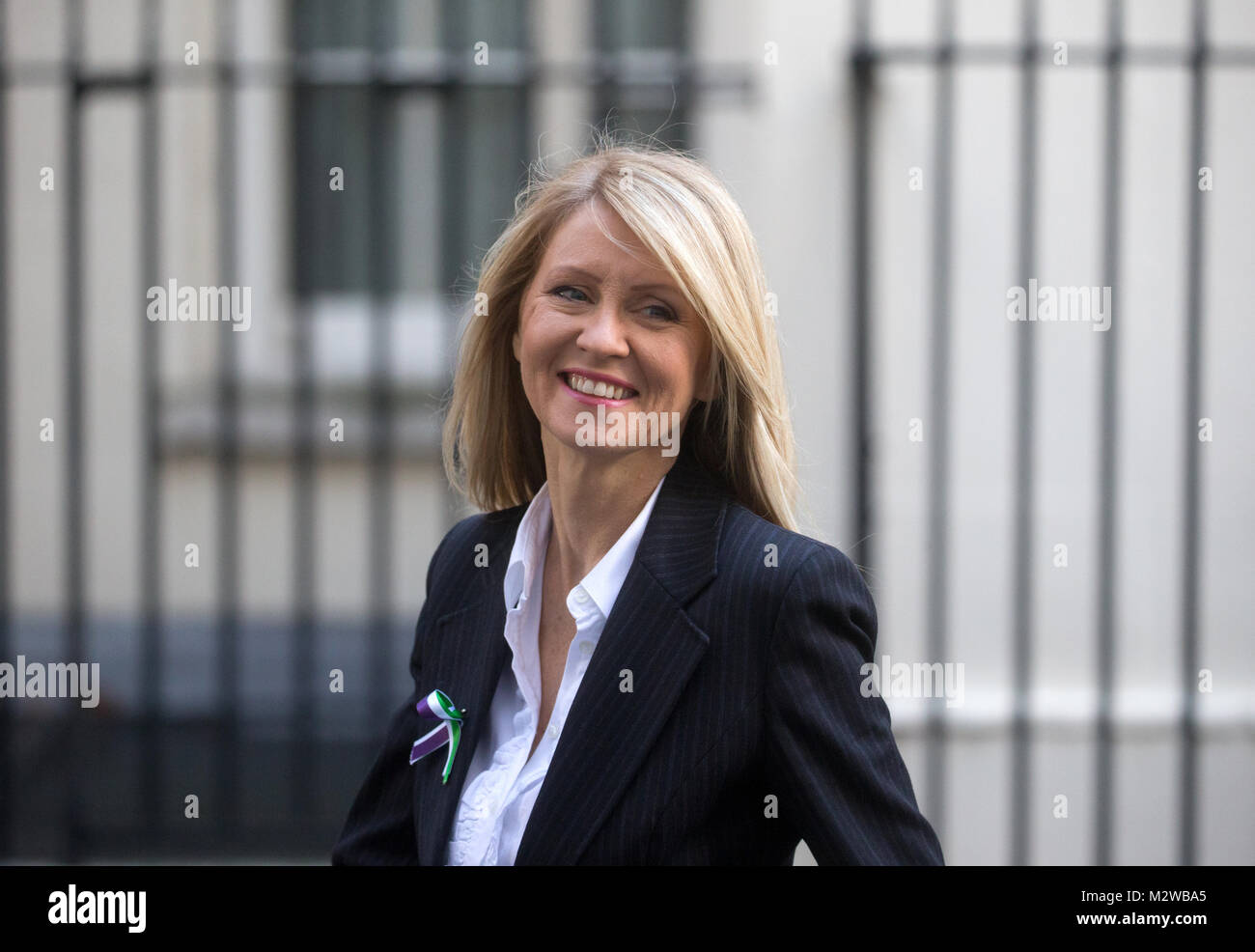 Esther McVey, Minister für Arbeit und Altersversorgung, in Downing Street für eine Kabinettssitzung Stockfoto