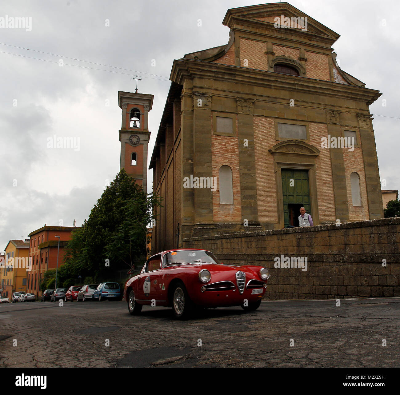 Abetone, Italien, 20. Mai 2017 ​. Crew, bestehend aus David Hu aus Hongkong Huilin Hu aus China mit Ihrem Modell Auto, ALFA ROMEO 1900 SUPER SPRINT C 19. Stockfoto