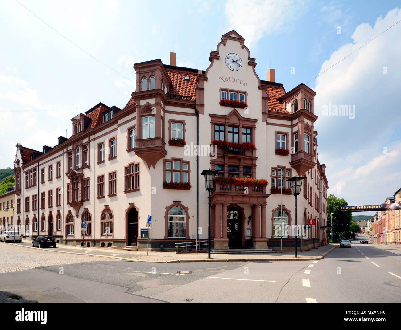 Wiese, Sachsen, Erzgebirge, Rathaus an der Ecke Goethestraße/Lessingstraße Stockfoto
