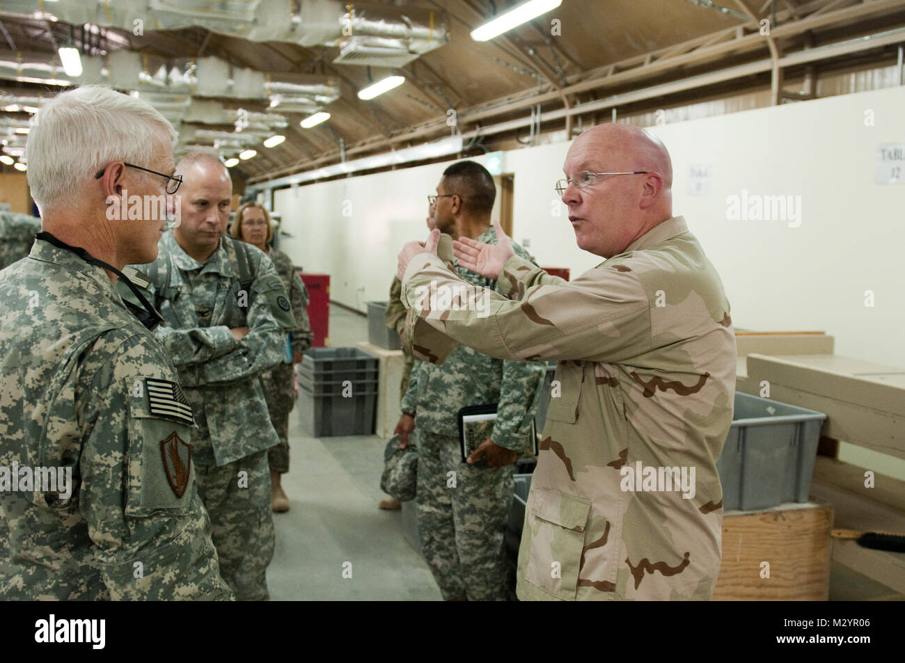 Senior Chief Petty Officer Shannon Tidell von Antioch, Illinois ...