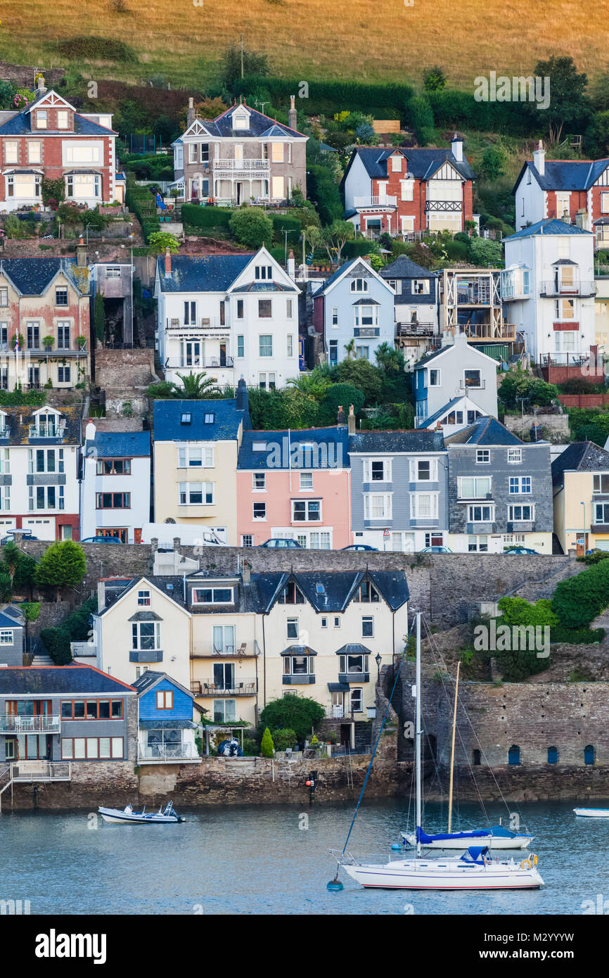 England, Devon, Dartmouth, Fluss Dart und Dartmouth Skyline Stockfoto