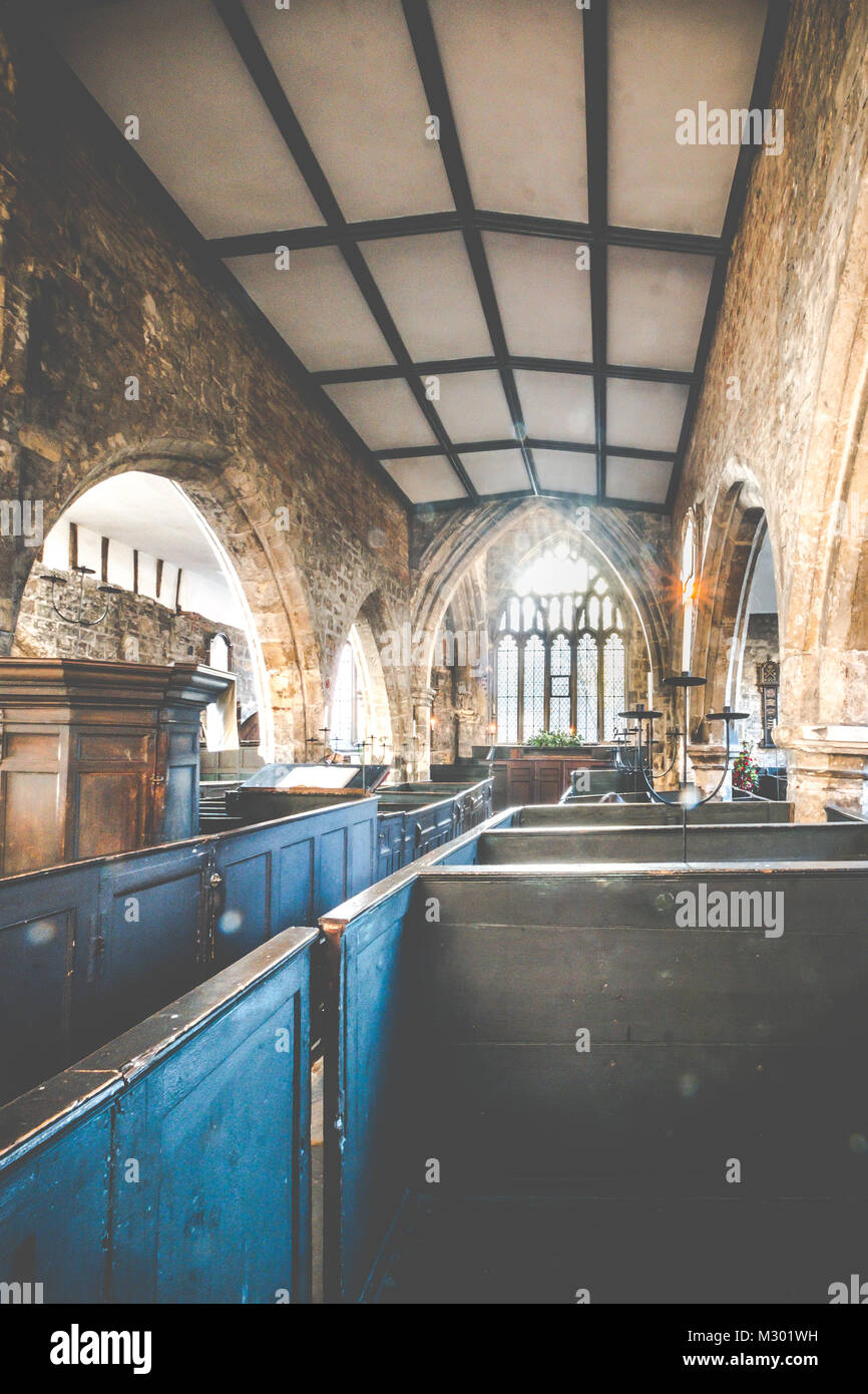 Sehr selten, Bänke der alten Kirche der Heiligen Dreifaltigkeit, Goodramgate, York, bemerkenswert für ungewöhnlich mit Sitz in Familie boxen statt Kirchenbanken. Stockfoto