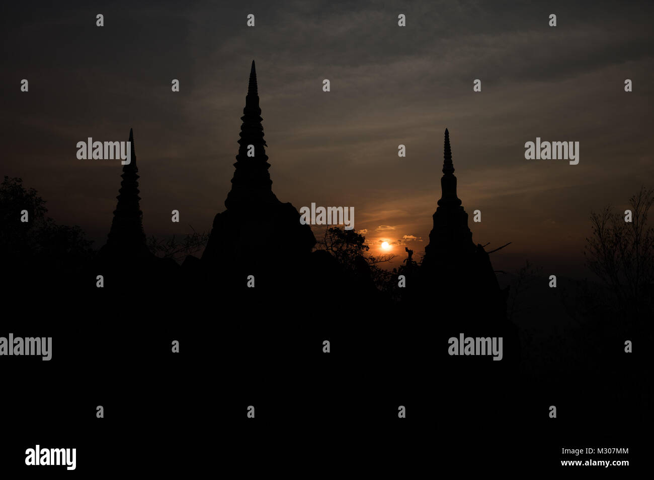 Bei Sonnenuntergang chalermprakiet Tempel, Thailand, Südostasien Stockfoto