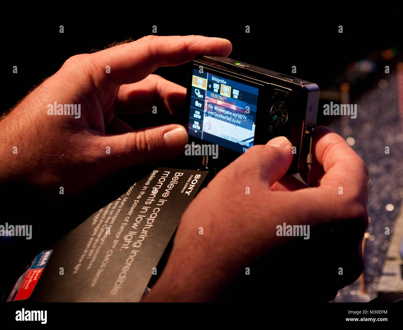 Sony stellt den Exmor-R-CMOS-Sensor auf der Internationalen Funkausstellung 2009 in Berlin vor. Stockfoto