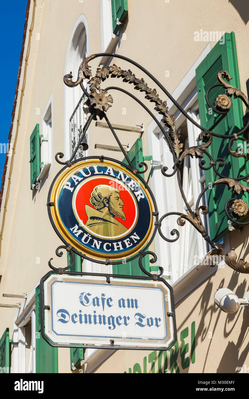 Deutschland, Bayern, Romantische Straße, Nördlingen, Cafe Zeichen Stockfoto