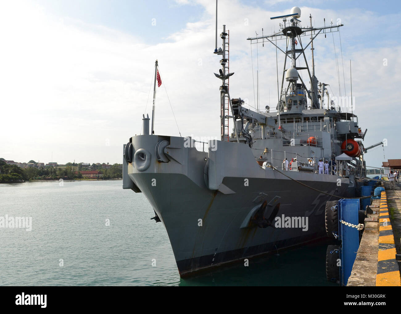 Die bergungsgruppe ship USNS Berger (T-ARS-52) ist an der Sihanoukville durch # FIRMA PACOM günstig Stockfoto