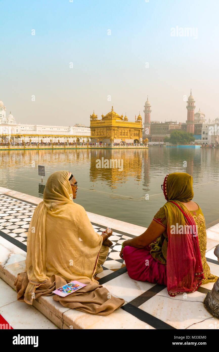 Besuchen Sie goldene Tempel Amritsar, Punjab, Indien Stockfoto