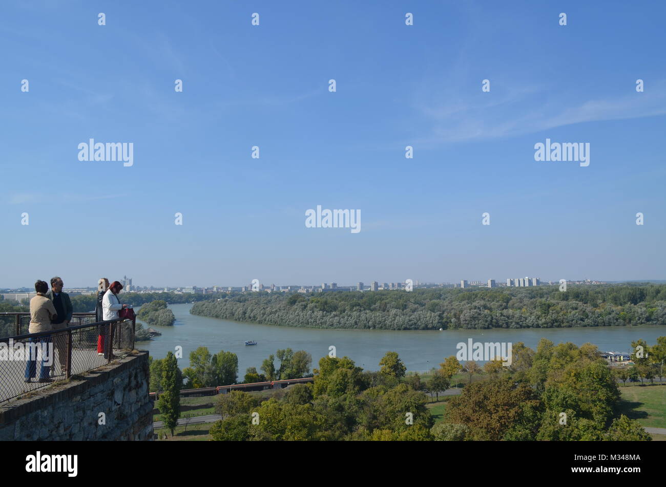 Zusammenführung von Save und Donau. Der Blick von der Belgrader Festung Stockfoto