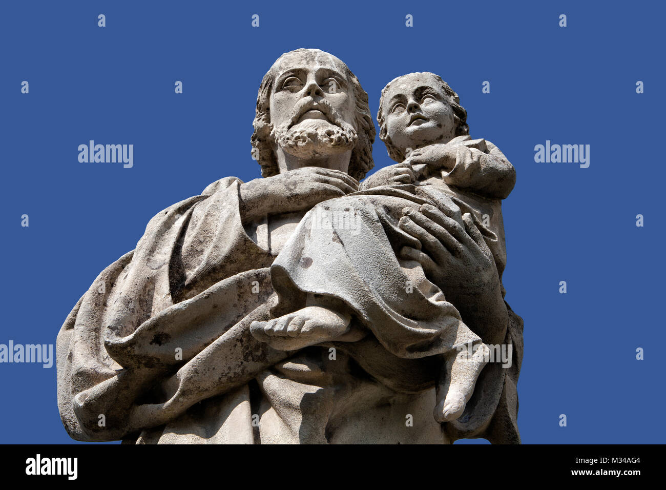 Steinerne Statue, den Heiligen Josef mit dem Jesuskind, Innenhof der Abtei Marienstatt, Streithausen, Rheinland-Pfalz, Deutschland, Europa Stockfoto