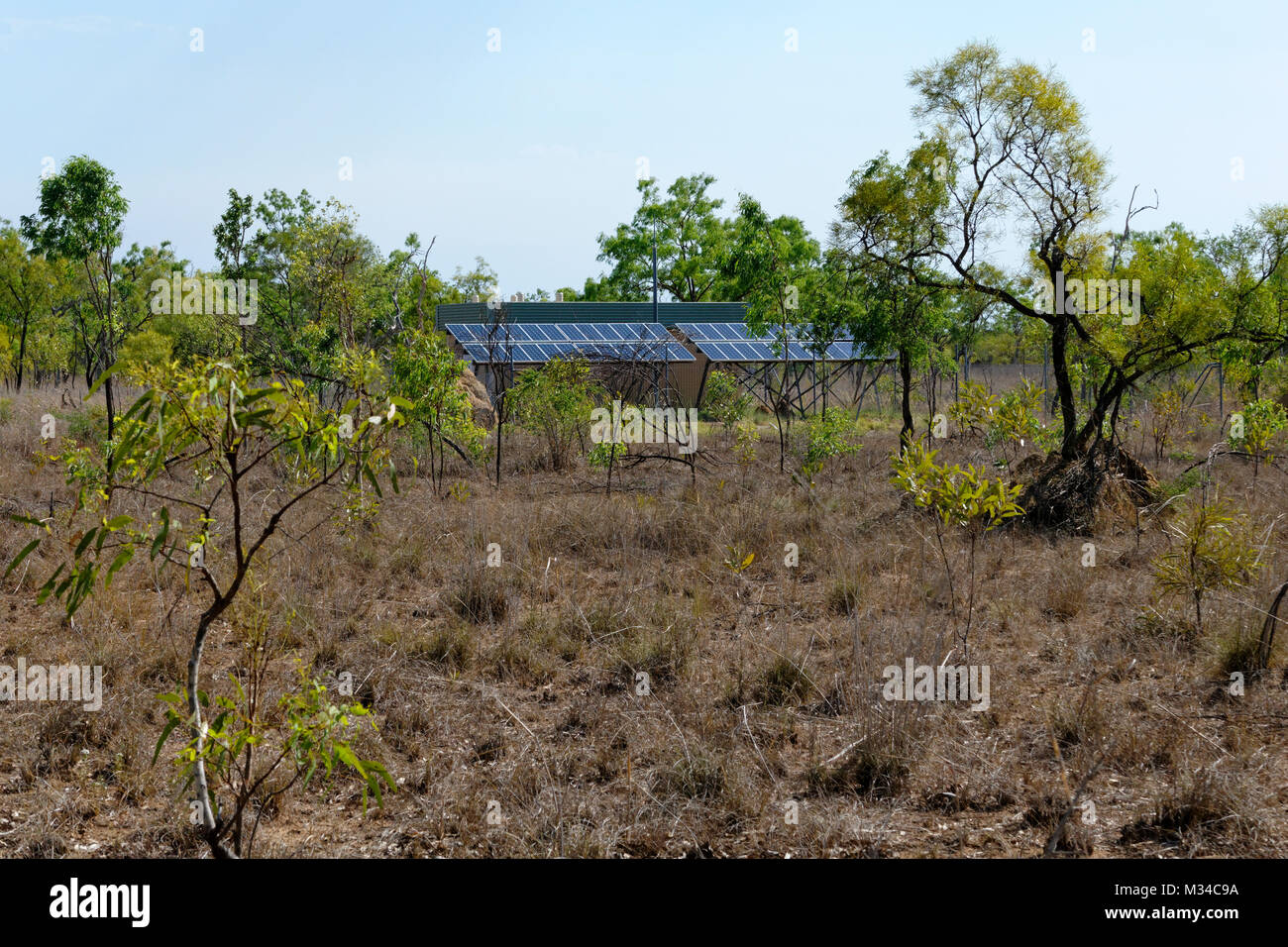 Solar Panels im australischen Outback, Derby, West Kimberley, Western Australia Stockfoto