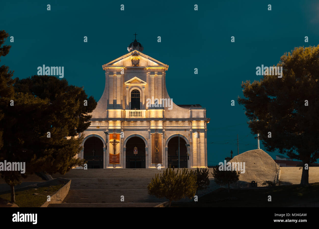 Vorderansicht des Bonaria Kirche von Cagliari, der Hauptstadt der Region Sardinien, Italien Stockfoto