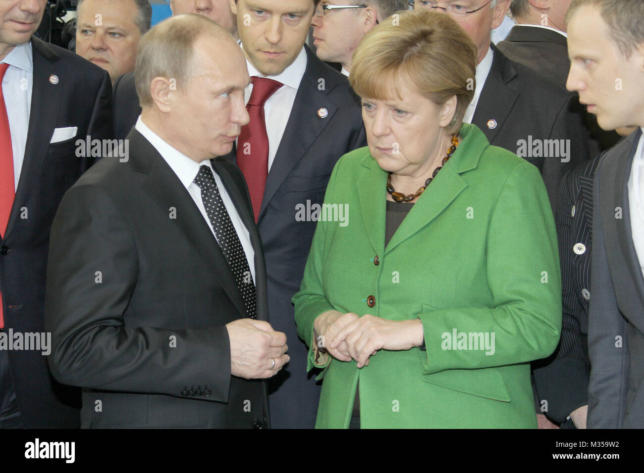 Messerundgang Hannover Messe mit Wladimir Putin und Angela Merkel ...