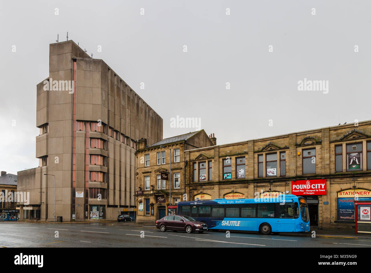 Das West Yorkshire Building Society Office Block leer geblieben ist und für Jahrzehnte im Stadtzentrum von Bradford, West Yorkshire Stockfoto