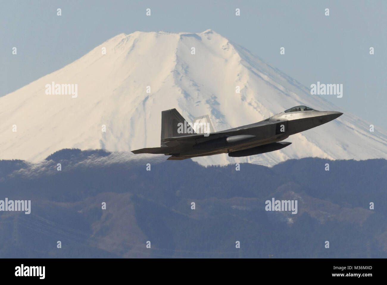 Raptors von Yokota, bevor auf dem Reisen zu Royal Australian Air Force Base von # FIRMA PACOM Stockfoto