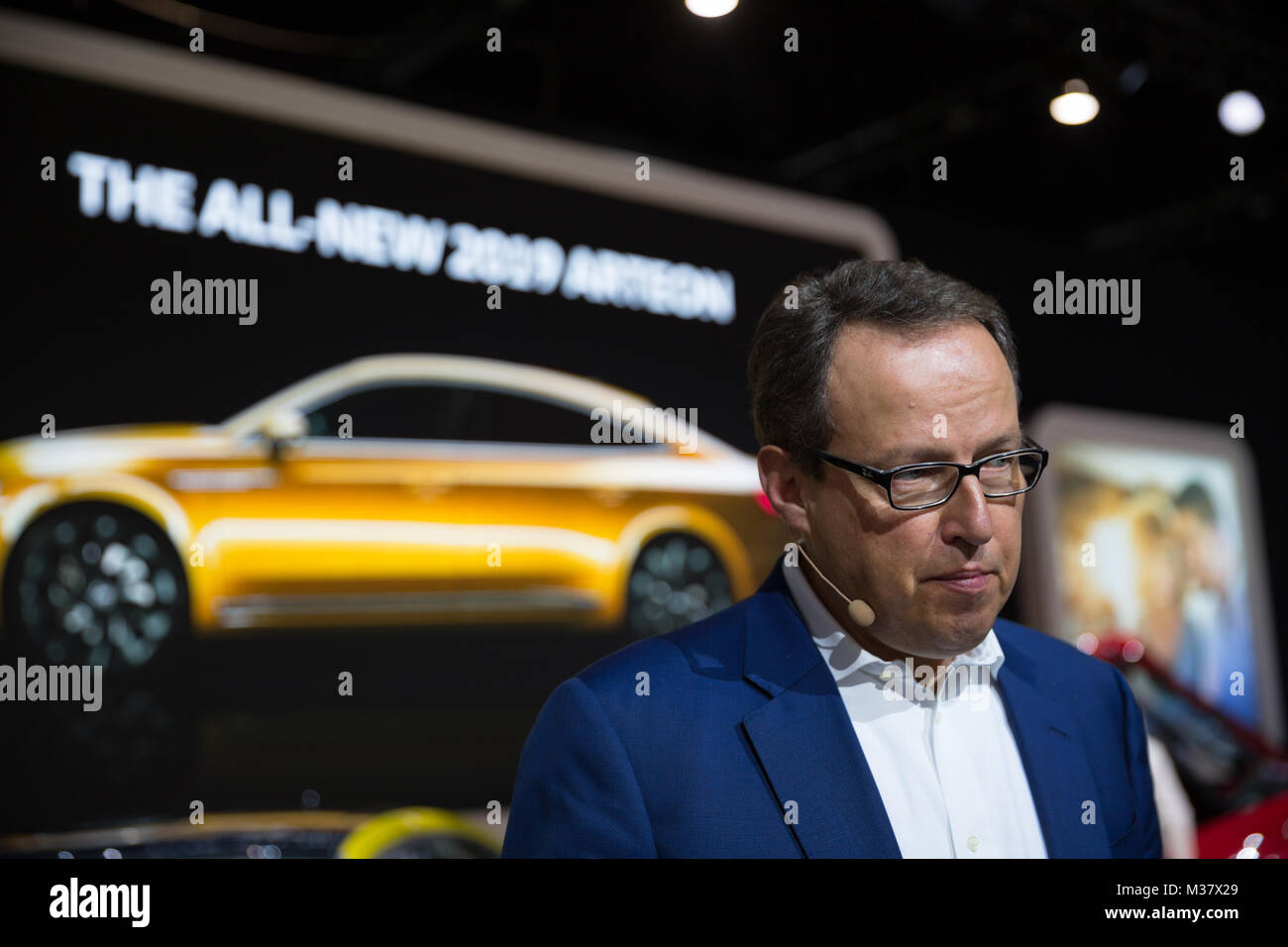 Volkswagen Nordamerika CEO Hinrich Woebcken im Nordamerikanischen enthüllen des 2019 Volkswagen Arteon auf der Chicago Auto Show 2018 Stockfoto