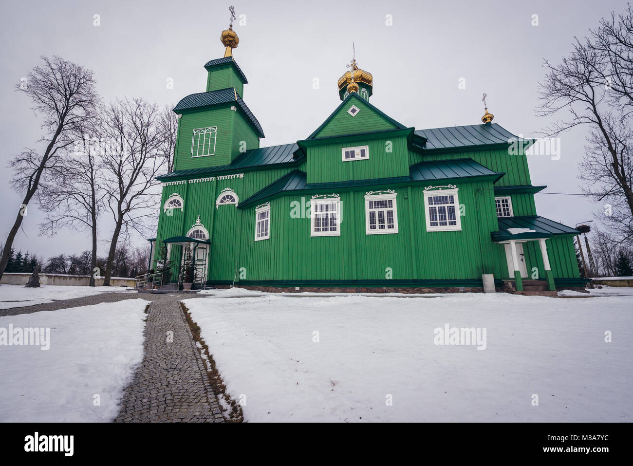 Orthodoxe Kirche des Erzengels Michael in Trzescianka Dorf, Hajnowka County im Nordosten der Woiwodschaft Podlachien in Polen Stockfoto