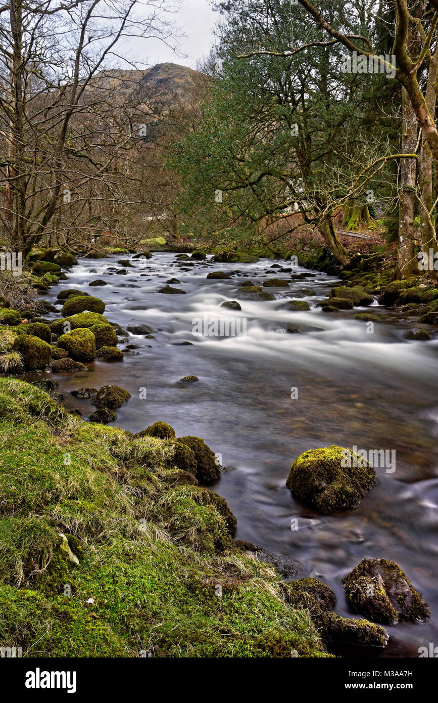 UK, Cumbria, Seenplatte, Fluß Rothay Rydal Wassernähe Stockfoto