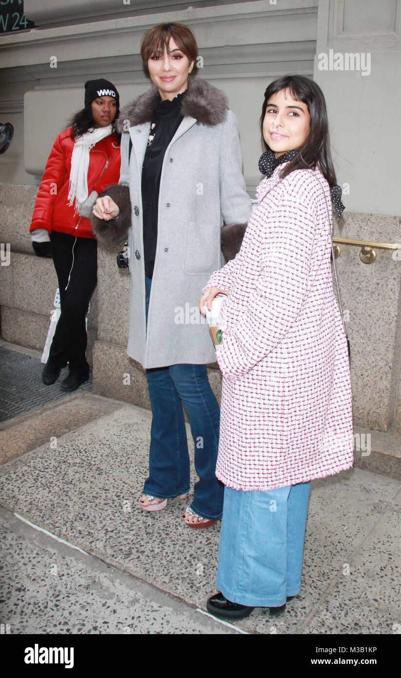 New York, NY, USA. 9 Feb, 2018. Jackie Cruz an Kate Spade - Präsentation - Februar 2018 - New York Fashion Week: Die Shows am Masonic Hall New YorkCity am 09 Februar, 2018. Credit: Rw/Medien Punch/Alamy leben Nachrichten Stockfoto