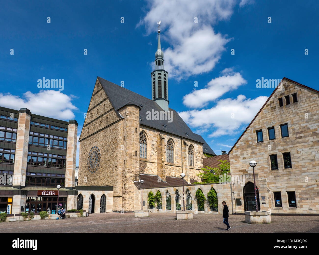 (Propsteikirche St. Johannes der Täufer Pfarrkirche), Dortmund, Ruhrgebiet, Nordrhein-Westfalen, Deutschland Stockfoto