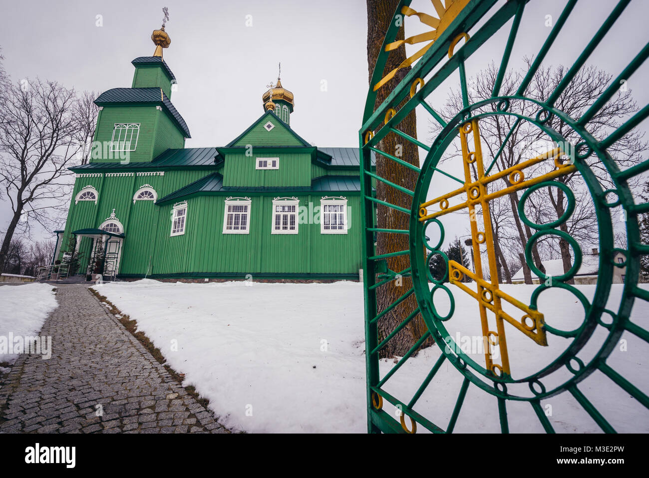 Orthodoxe Kirche des Erzengels Michael in Trzescianka Dorf, Hajnowka County im Nordosten der Woiwodschaft Podlachien in Polen Stockfoto