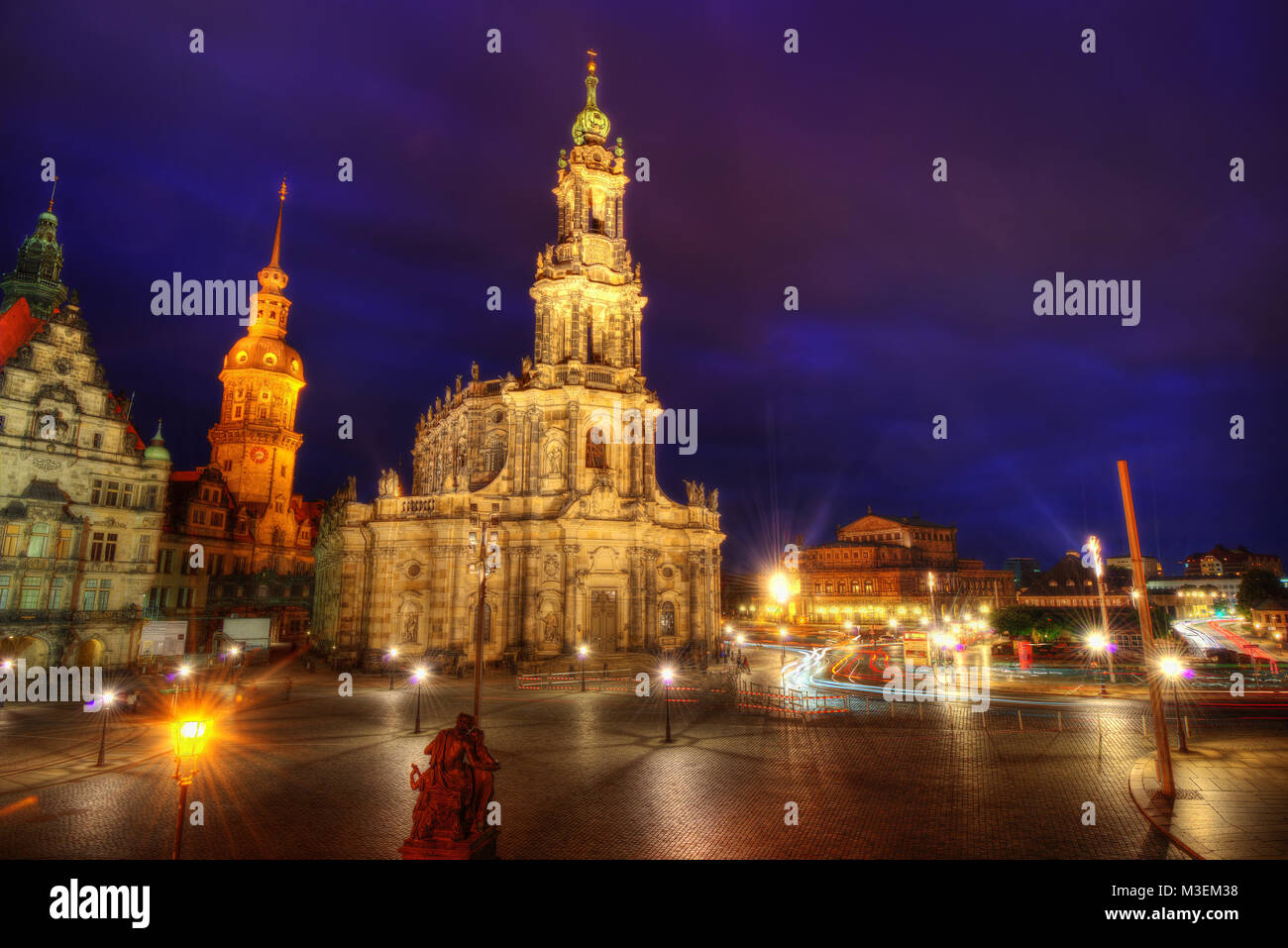 Dom Frauenkirche Dresden 2013 getroffen Stockfoto
