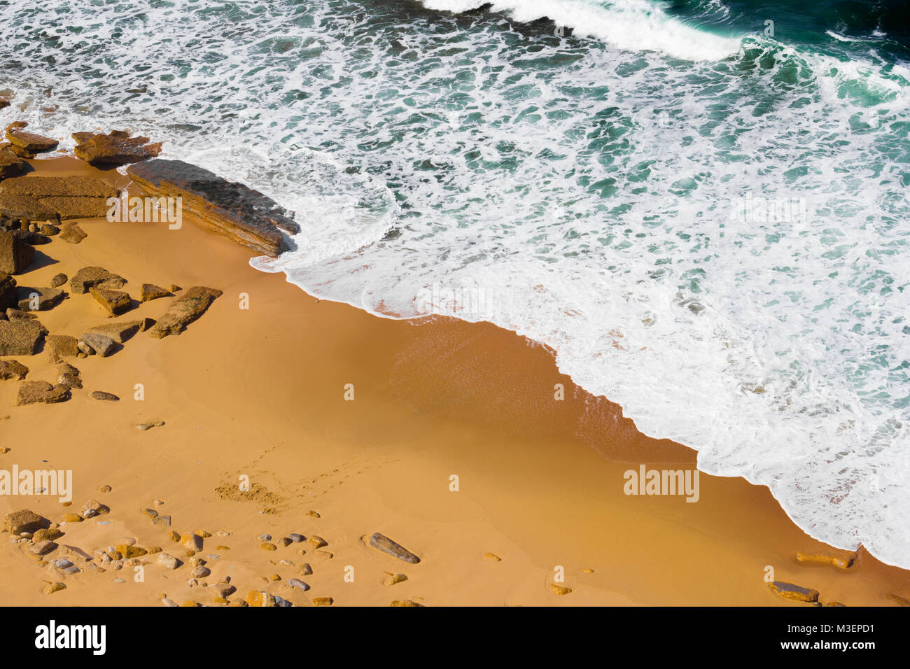 Luftaufnahme des sandigen Strandes Stockfoto