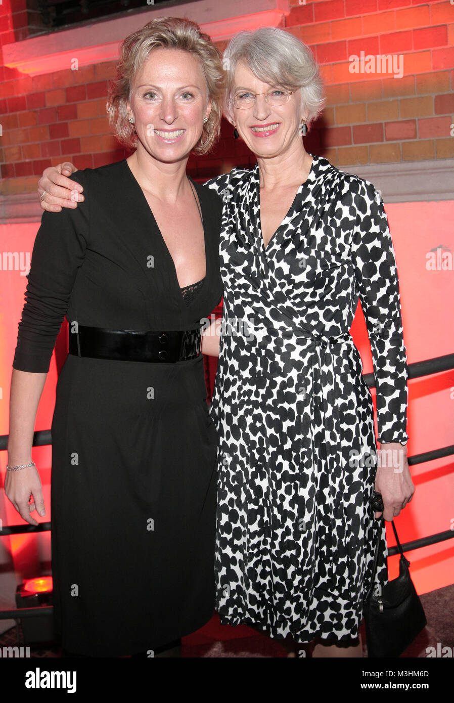 Eva Hubert Christiane Scholz Gemeinsam Party Der Filmforderung Hamburg Schleswig Holstein Kommen In Dem Hansemerkur Versicherung Haus Am Dammtor Stockfotografie Alamy