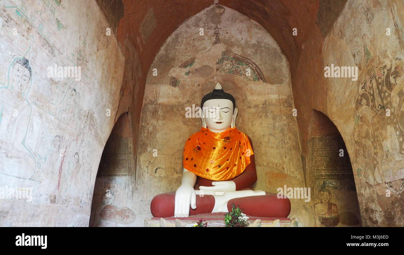 Buddha Statue in Bagan Pagode, Myanmar. Stockfoto