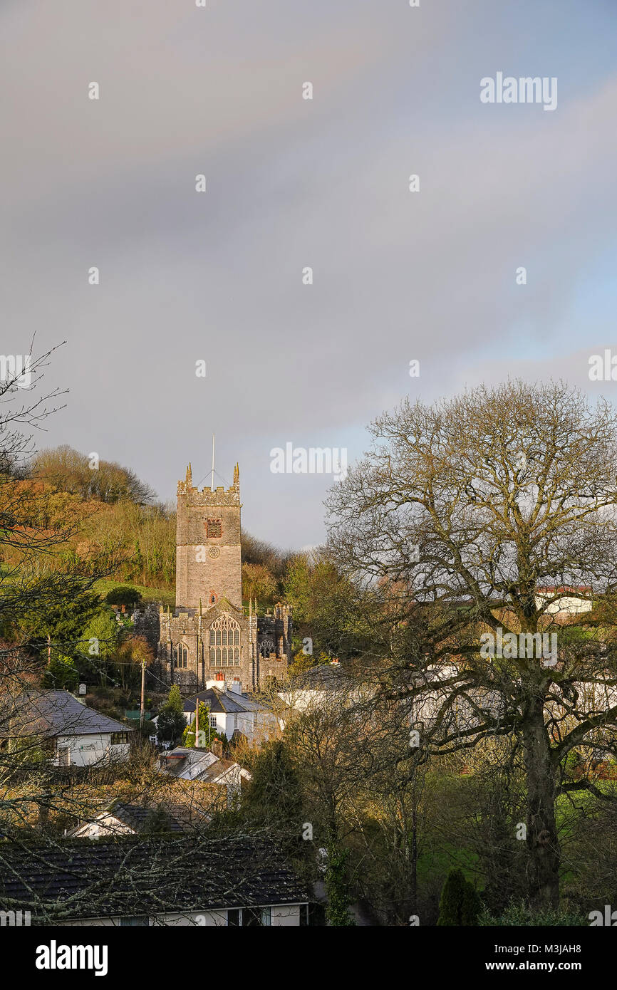 Love Lane, Marldon. 11. Februar 2018. Winterliches Wetter in South Devon heute Morgen. Sonnenaufgang über Marldon in der Nähe von Torquay in South Devon. Credit: James Jagger/Alamy leben Nachrichten Stockfoto