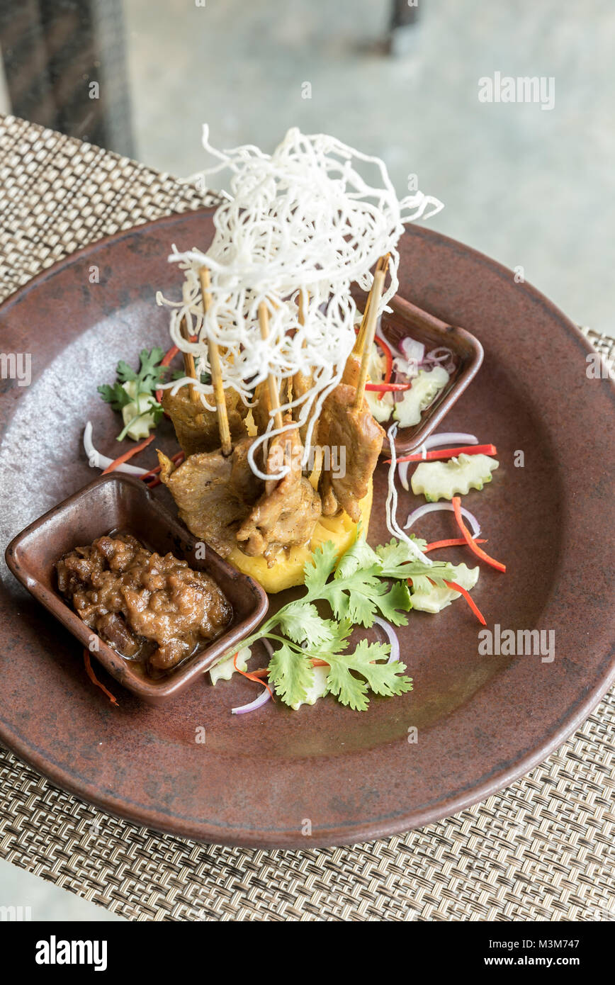 Hähnchen Sate-Spieße, Thai Groumet Küche Stockfoto