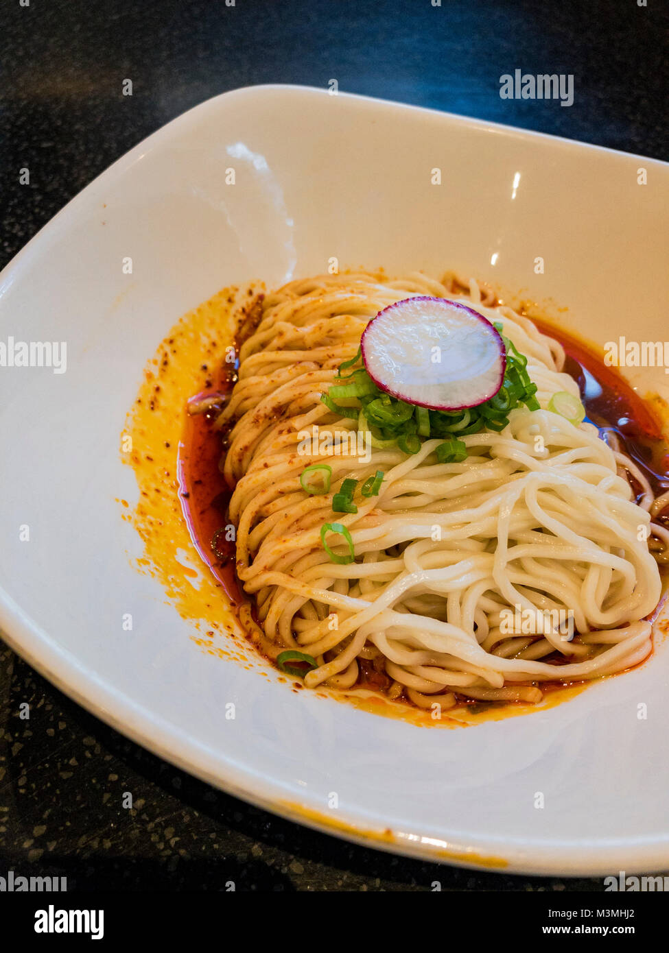 Sichuan-küche Stil würzige Nudeln, aßen in Din Tai Fung, Los Angeles Stockfoto