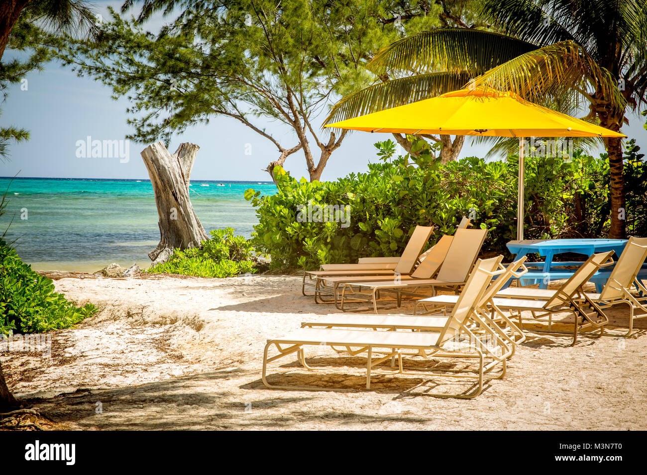 Strand in Rum Point auf Grand Cayman Island Stockfoto