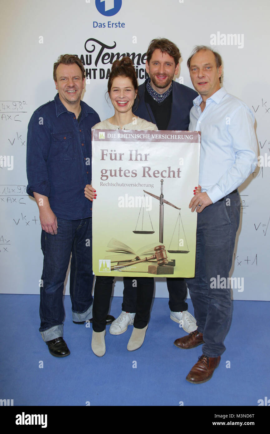 Sebastian Schwarz, Ronald Kukulies, Martin Brambach, Meike Droste, Pressetermin "Frau Temme sucht das Glueck'im SIDE Hotel, Hamburg, 09.12.2016 Stockfoto