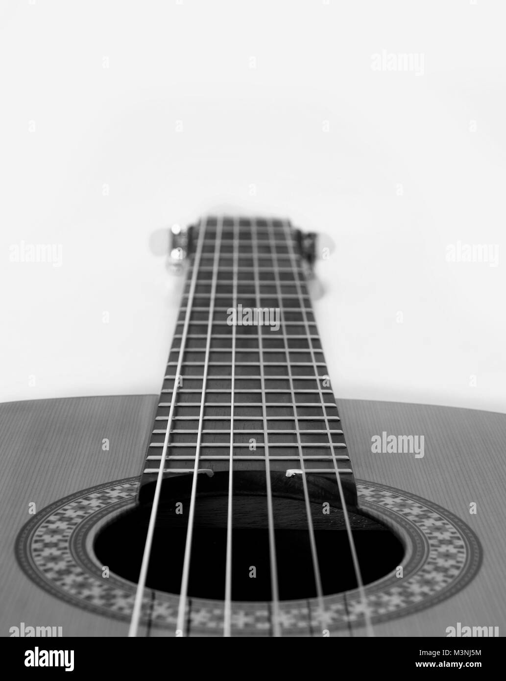 Spanische Gitarre: Strings und Rosette Stockfoto