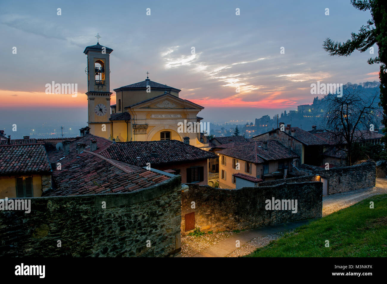 Santa Gitter, Kirche in der Stadt Bergamo, Stockfoto